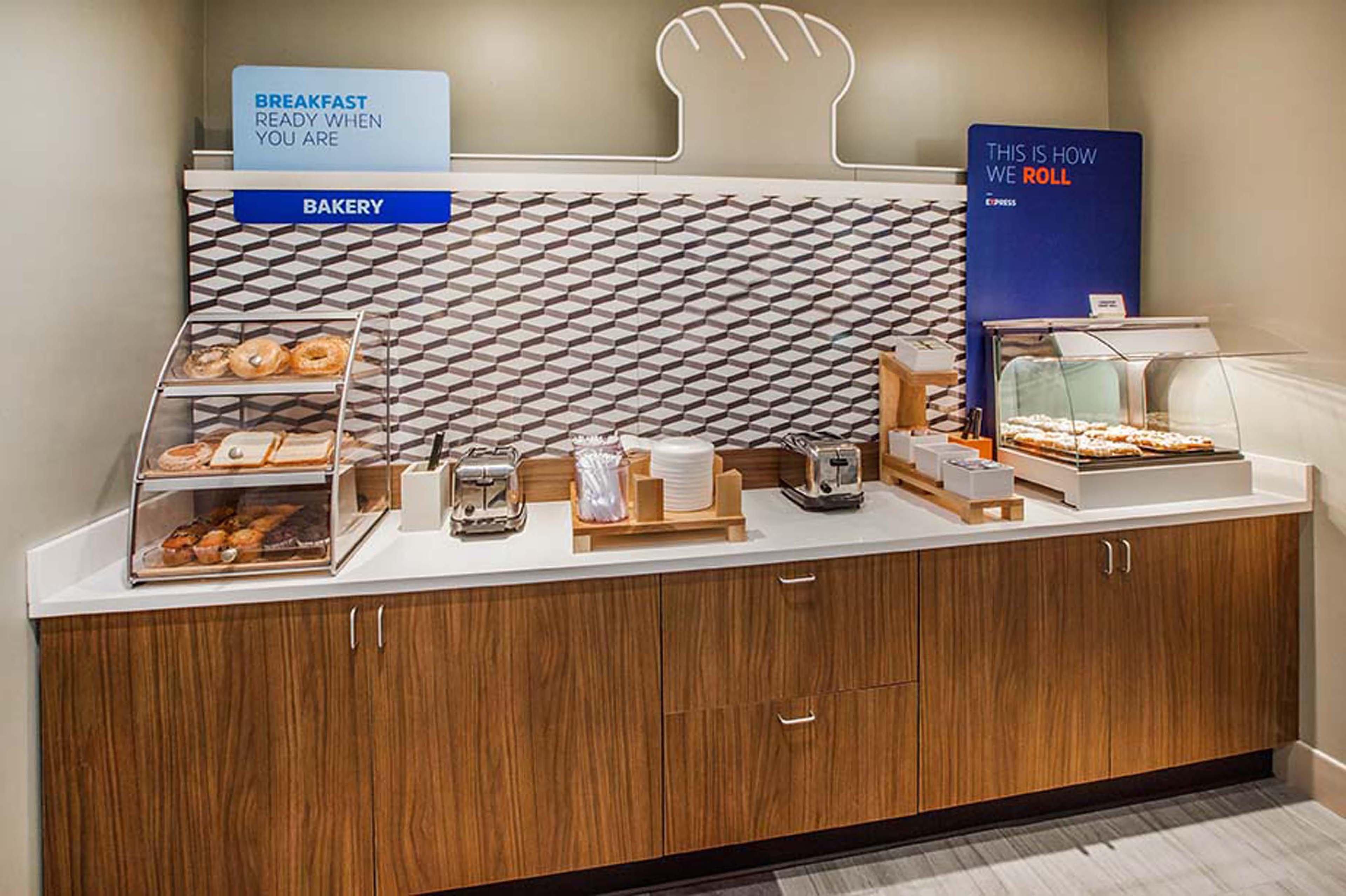 Holiday Inn Express & Suites Oklahoma City Southeast By Ihg Eksteriør bilde